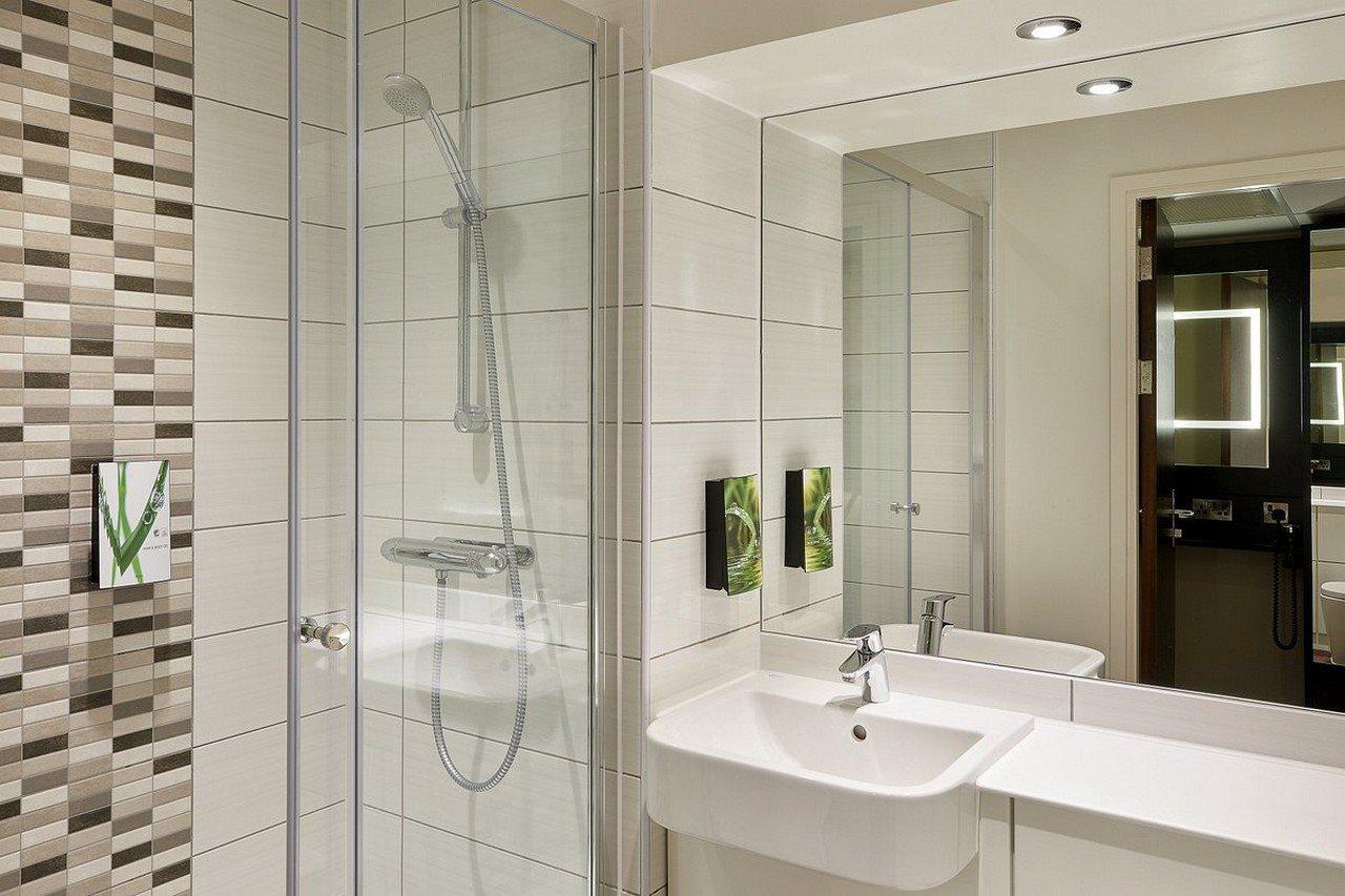 Premier Inn Leeds City Centre Buitenkant foto